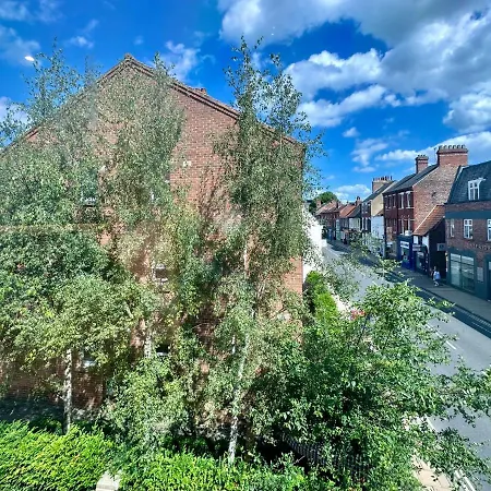 Fountain No 3 With Free Parking *