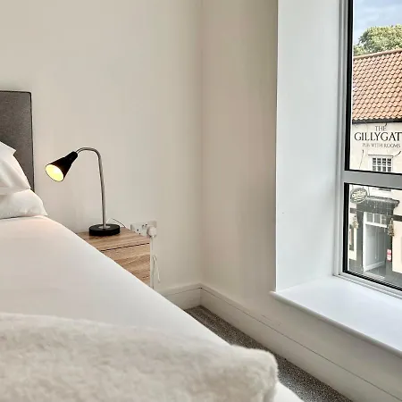 Fountain No 3 With Free Parking York