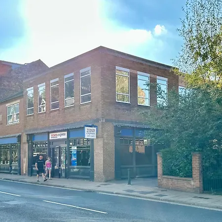 Fountain No 3 With Free Parking *