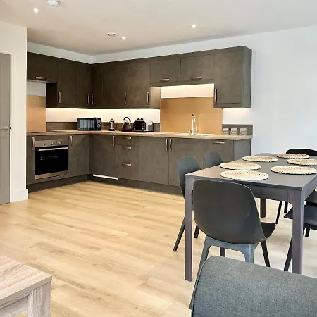 Апартаменты Fountain No 3 With Free Parking *